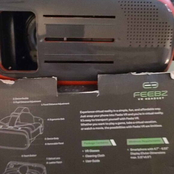 FEEBZ 3D VR Headset for Kids 2.0 + Android for iPhone & Android Phones - Picture 1 of 2